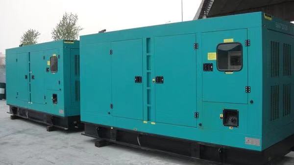 汕头康明斯400kw大型柴油二手发电机组 汕头康明斯400kw大型柴油二手发电机组